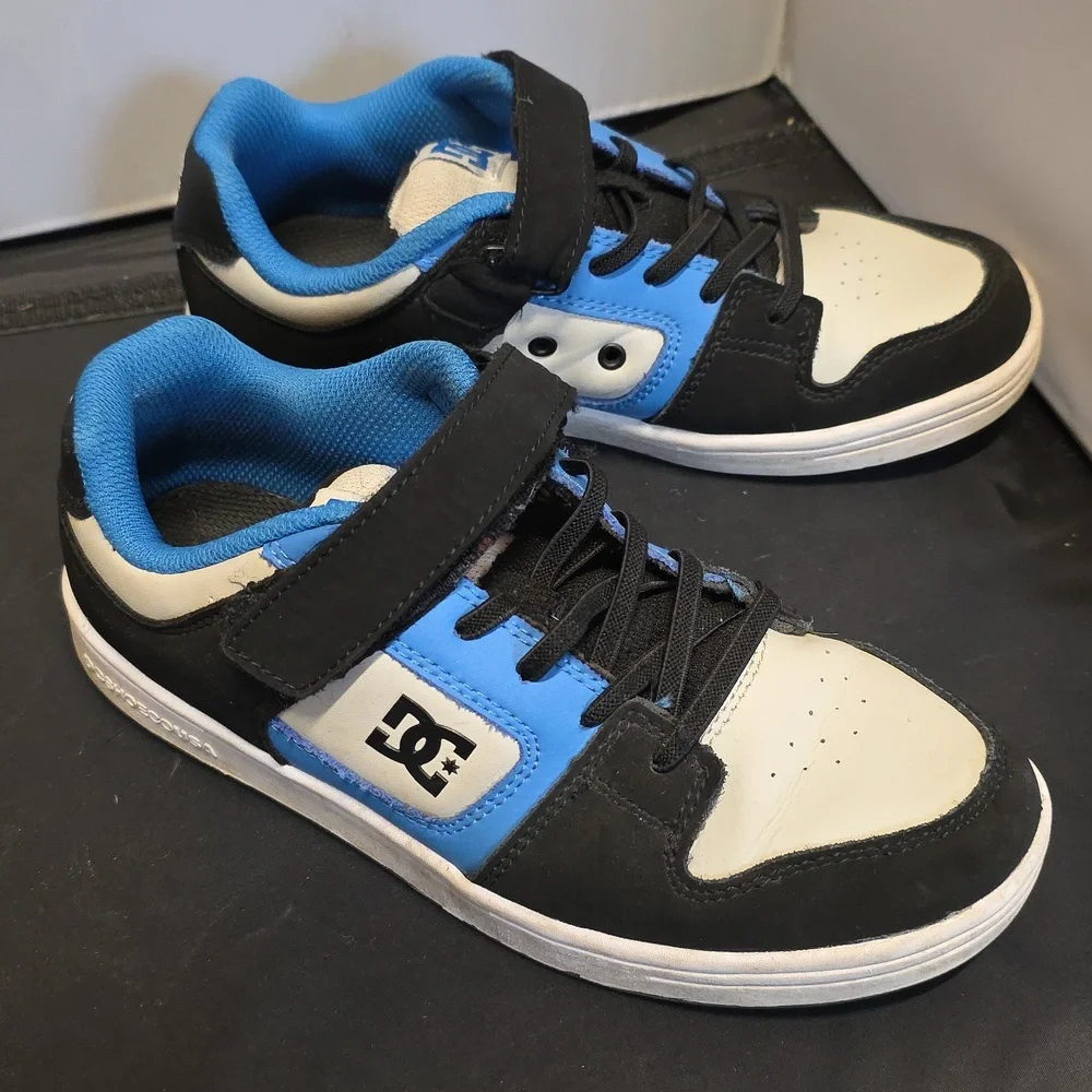 DC Shoes Manteca 4 V Low-top Kids' Sneakers in Black, Blue, and White Size 6 - Picture 6 of 14